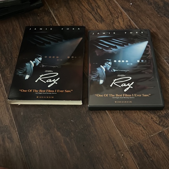 Ray - Picture 4 of 4